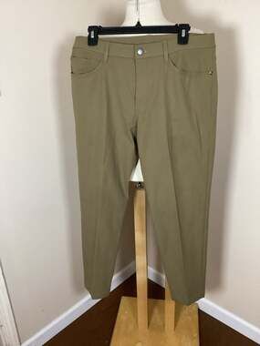 Lululemon ABC Pant Classic-Fit Warpstreme Size 33 Olive